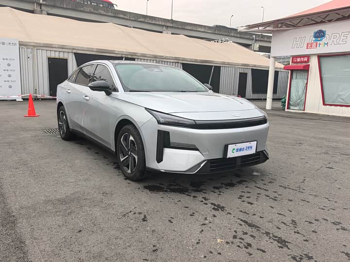 Фото 8 - Geely Galaxy L6