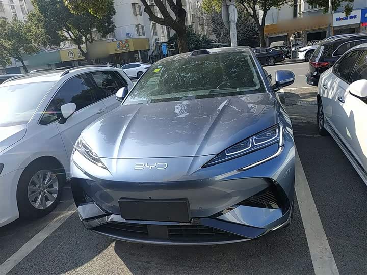 Фото 3 - BYD Sea Lion 07 EV