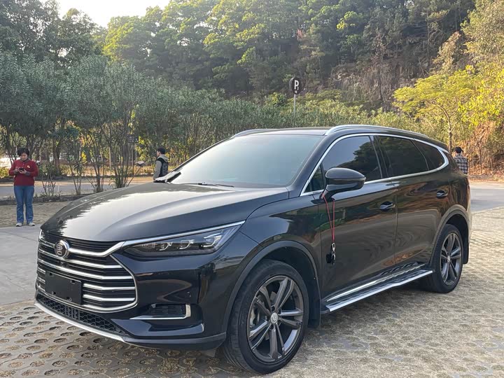 Фото 1 - BYD Tang