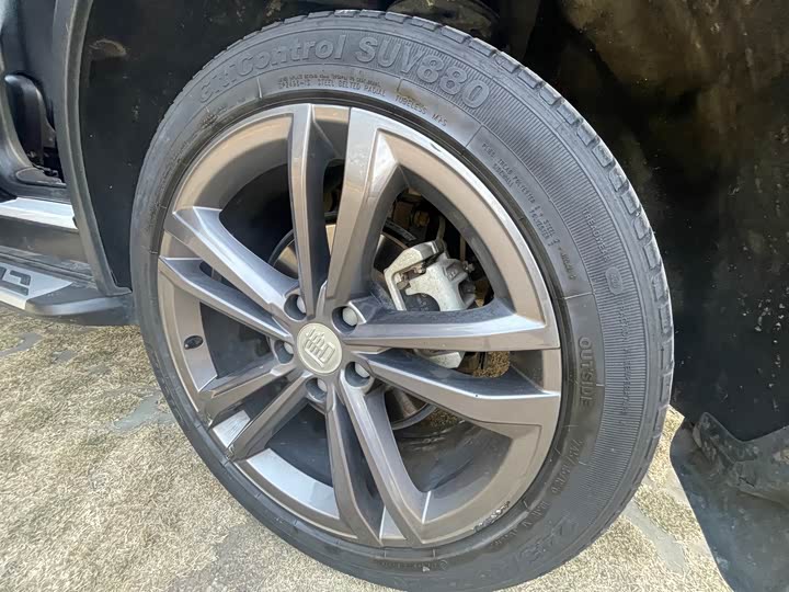 Фото 5 - BYD Tang