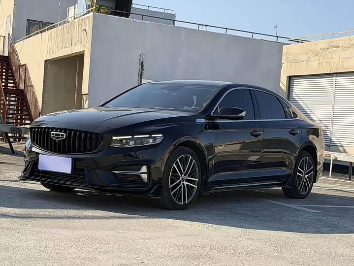 Фото 1 - Geely Preface