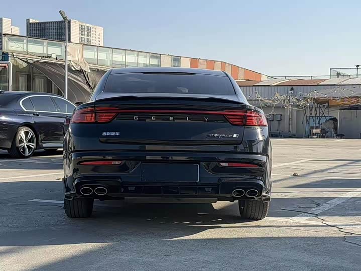 Фото 5 - Geely Preface