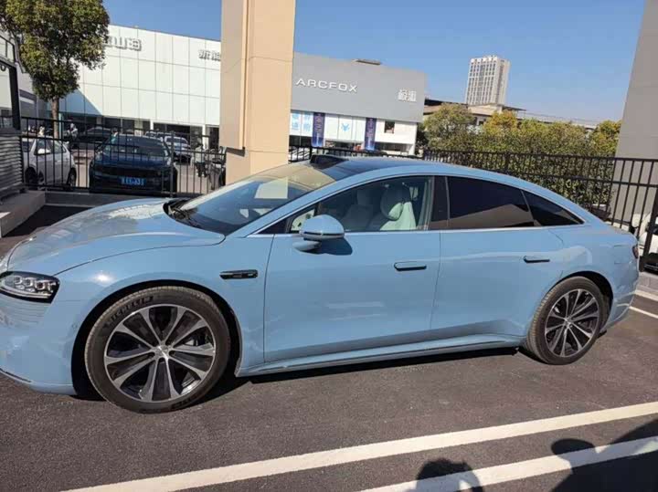 Фото 3 - Luxeed S7