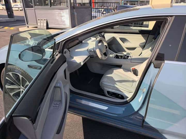 Фото 7 - Luxeed S7