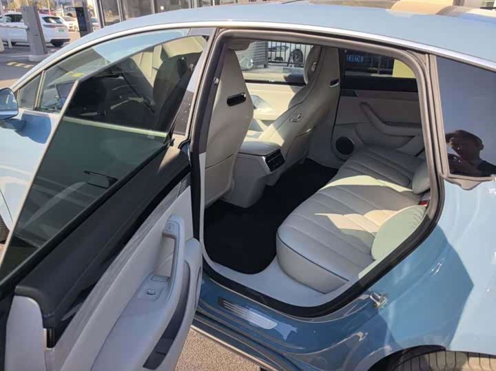 Фото 8 - Luxeed S7