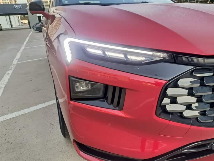 Фото 8 - Ford Mondeo