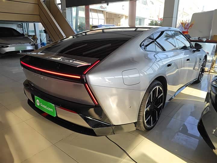 Фото 7 - XPeng P7