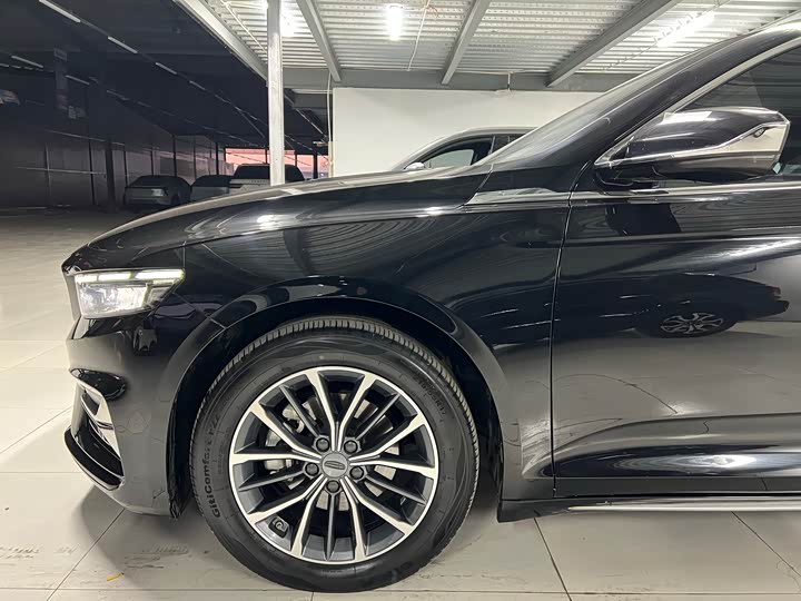 Фото 4 - Geely Preface