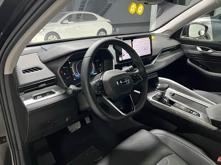 Фото 5 - Geely Preface