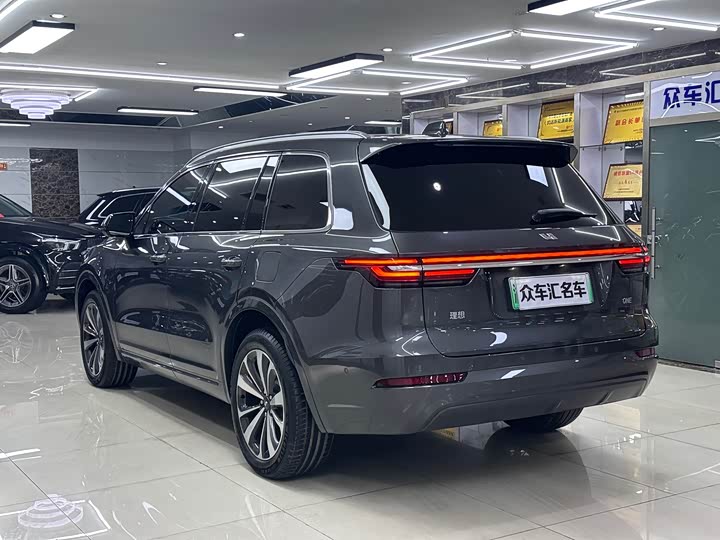 Фото 4 - LiXiang One