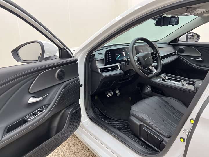 Фото 8 - Chery Fulwin A8