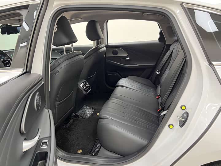 Фото 9 - Chery Fulwin A8