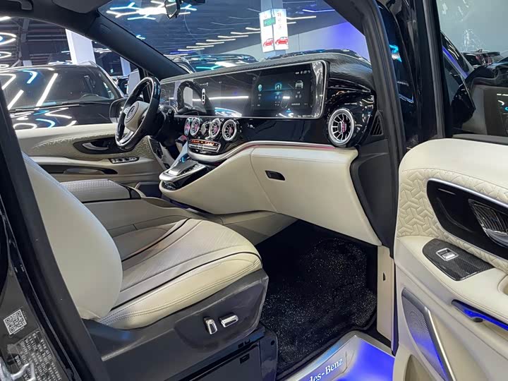 Фото 8 - Mercedes-Benz Vito