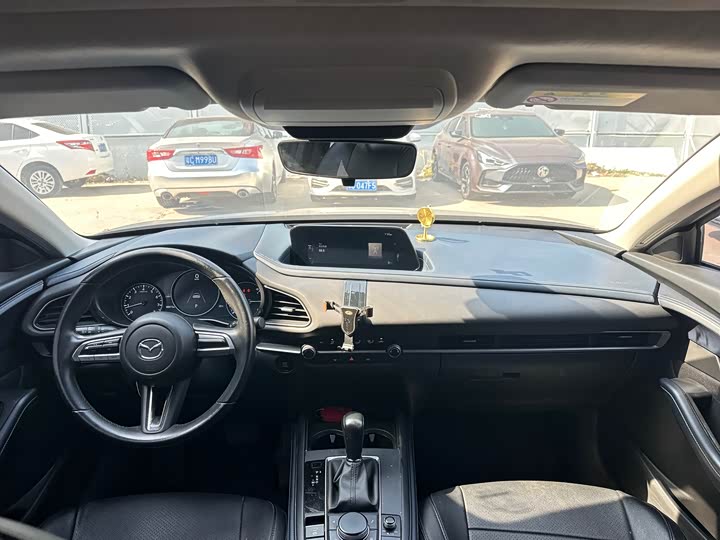 Фото 5 - Mazda CX-30