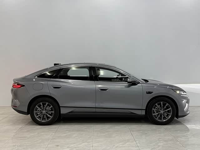 Фото 3 - BYD Qin L