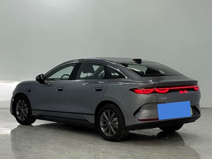 Фото 6 - BYD Qin L