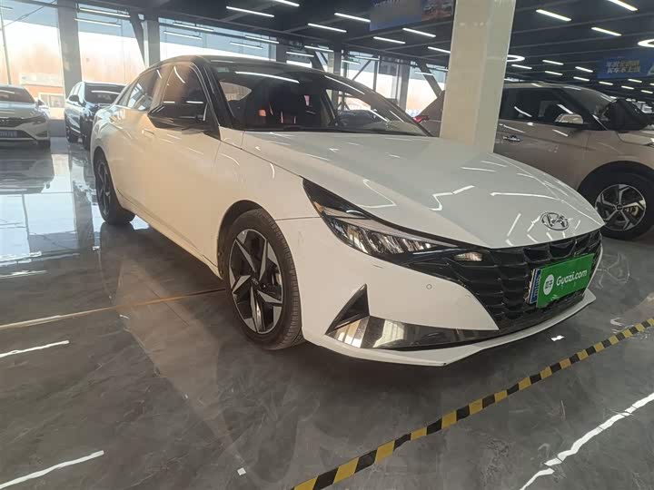 Фото 4 - Hyundai Elantra N line