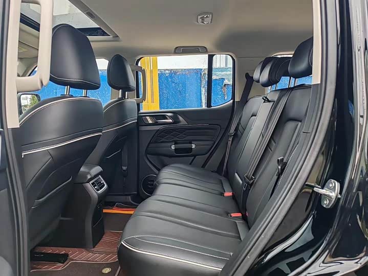 Фото 5 - Tank 300