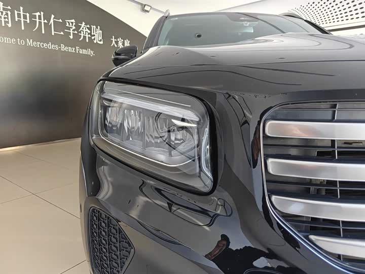 Фото 3 - Mercedes-Benz GLB-Class