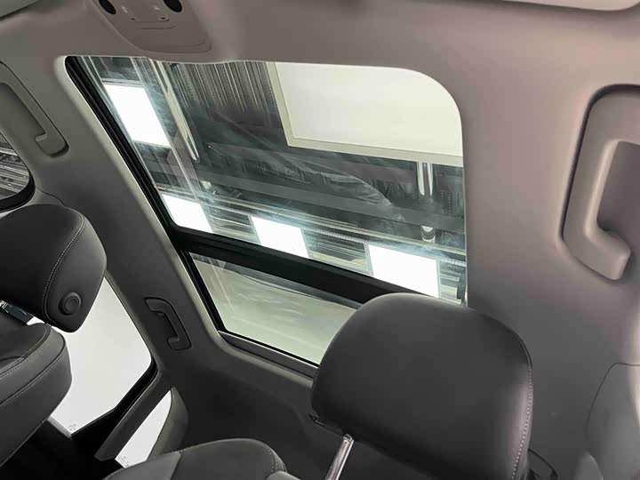 Фото 9 - Audi Q3