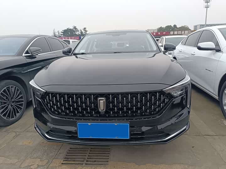 Фото 2 - Bestune B70