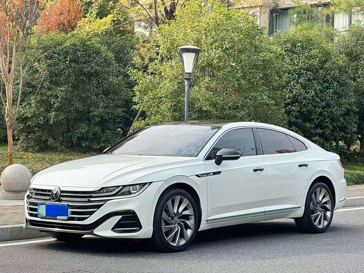 Фото 1 - Volkswagen CC