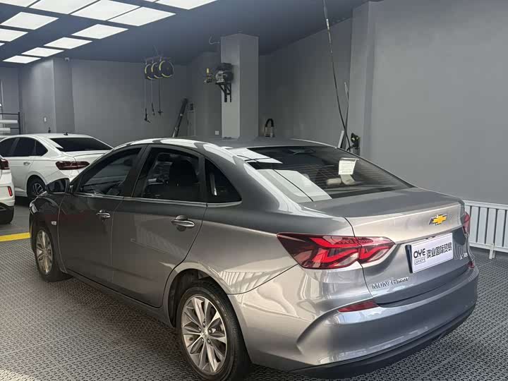 Фото 4 - Chevrolet Monza