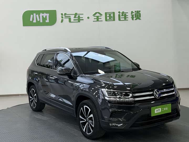 Фото 2 - Volkswagen Tharu