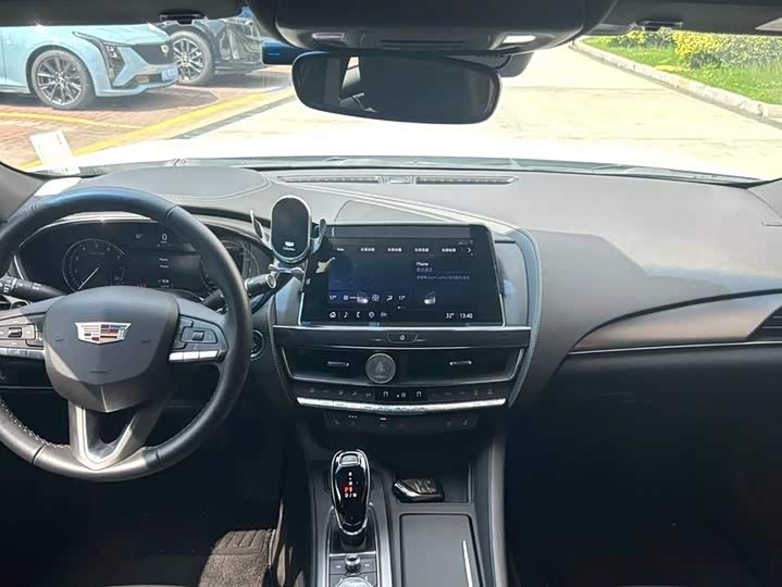 Фото 4 - Cadillac CT5