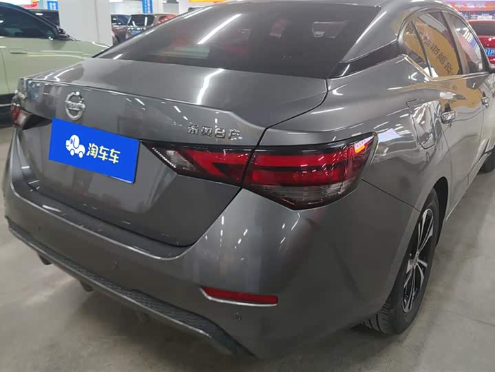 Фото 3 - Nissan Sylphy