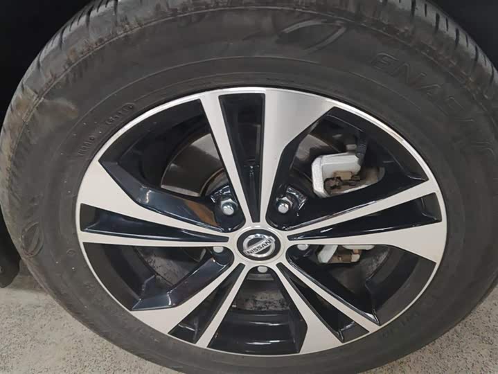 Фото 6 - Nissan Sylphy