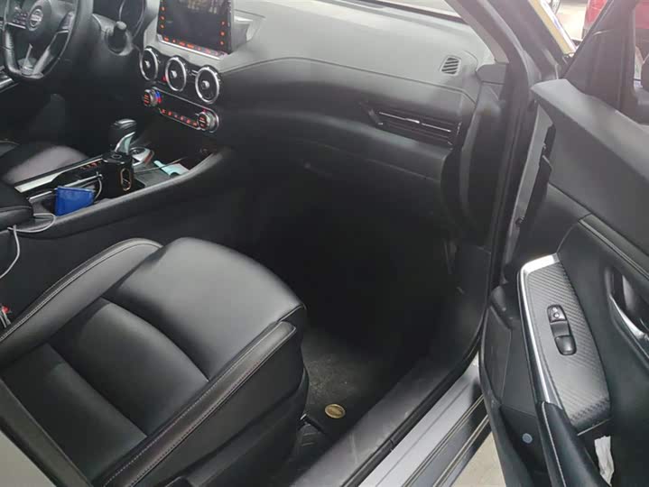 Фото 8 - Nissan Sylphy