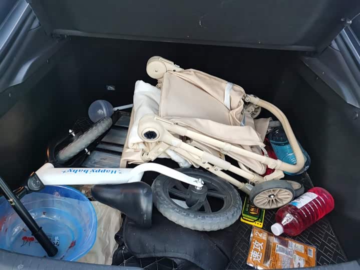 Фото 4 - Changan UNI-V