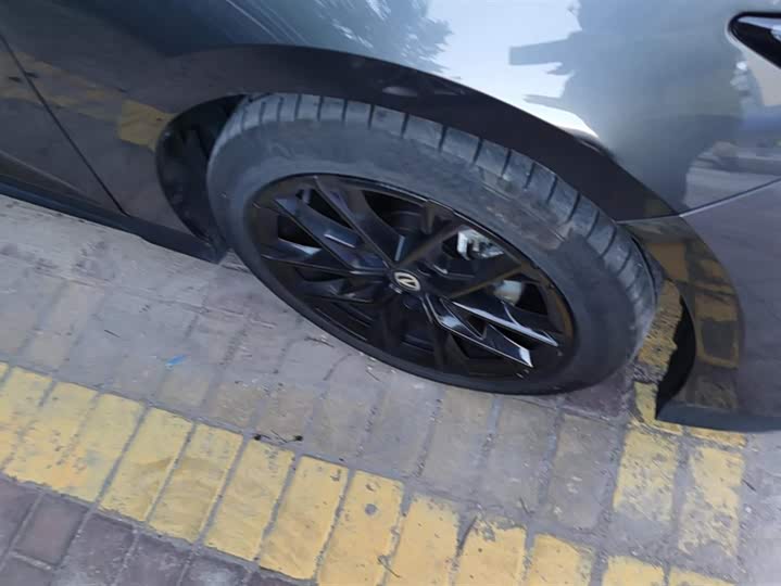 Фото 6 - Changan UNI-V