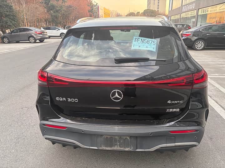 Фото 4 - Mercedes-Benz EQA