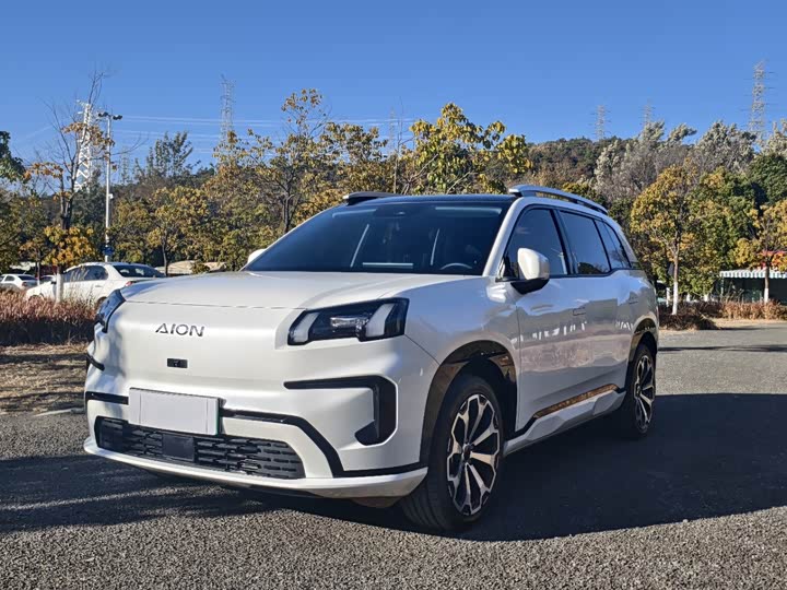 Фото 1 - GAC Aion V