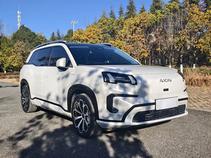 Фото 3 - GAC Aion V