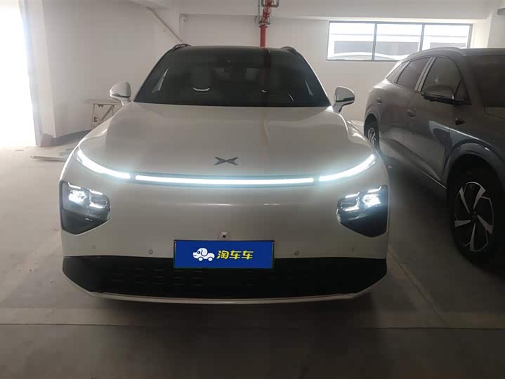 Фото 2 - XPeng G9