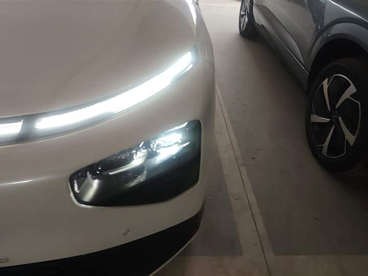 Фото 5 - XPeng G9