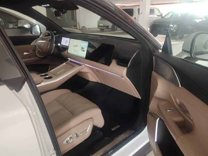 Фото 8 - XPeng G9