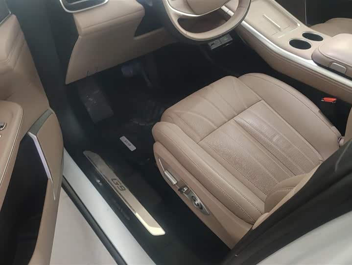 Фото 9 - XPeng G9