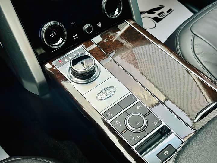 Фото 9 - Land Rover Range Rover