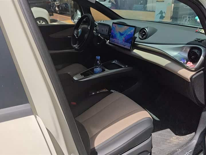 Фото 8 - BYD Dolphin