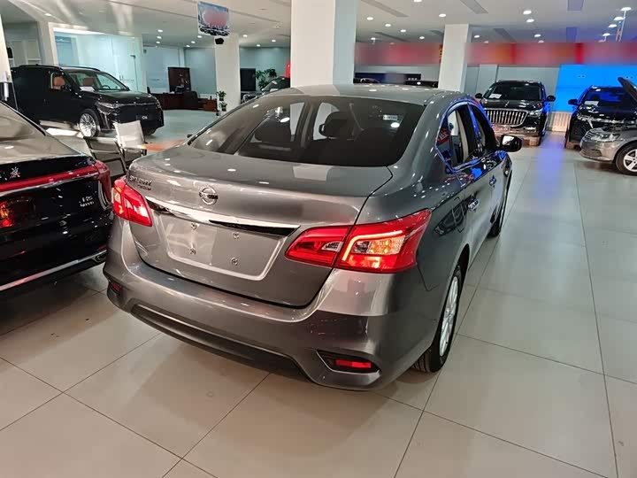 Фото 7 - Nissan Sylphy