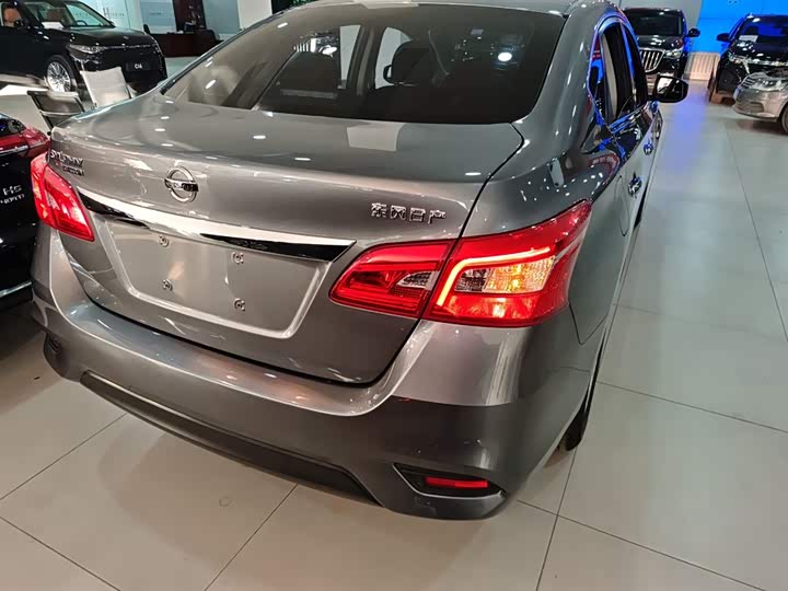 Фото 8 - Nissan Sylphy