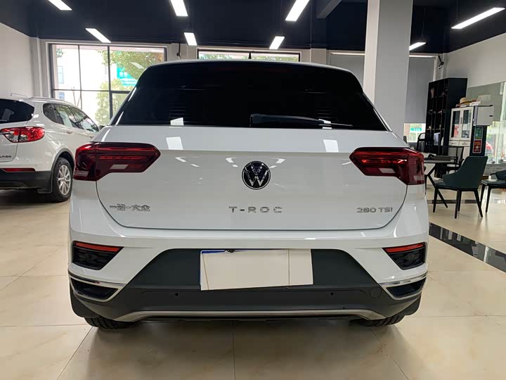 Фото 5 - Volkswagen T-Roc