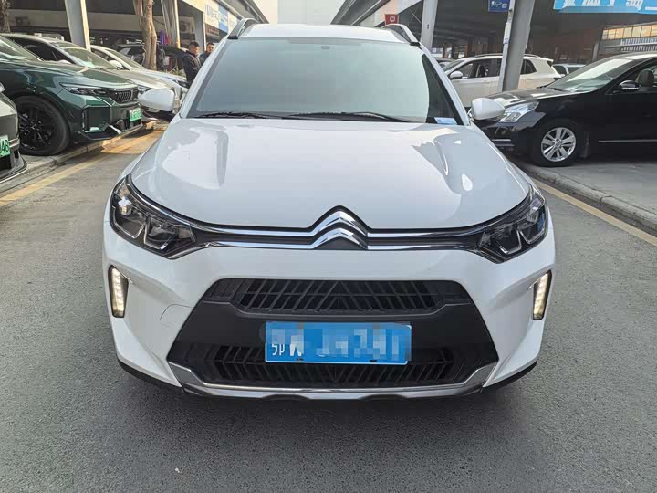 Фото 2 - Citroen C3-XR