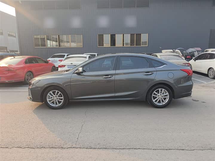 Фото 5 - Changan Raeton CC