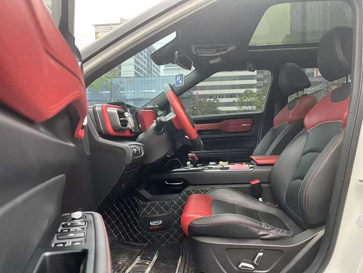 Фото 4 - Geely Icon