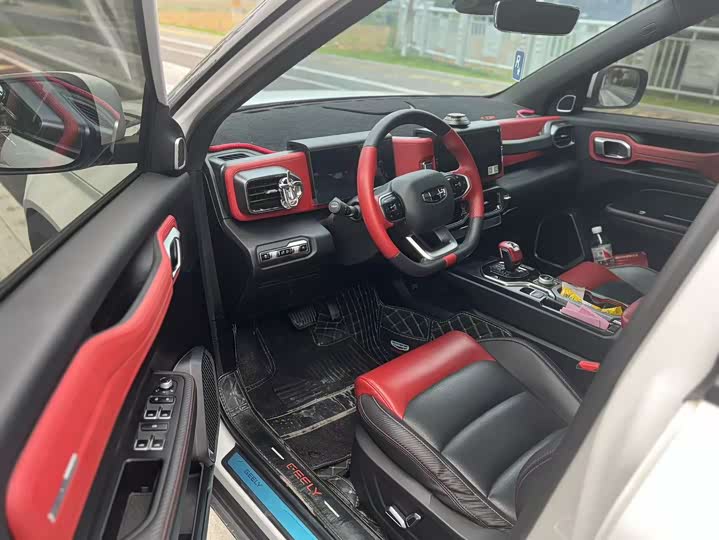 Фото 5 - Geely Icon